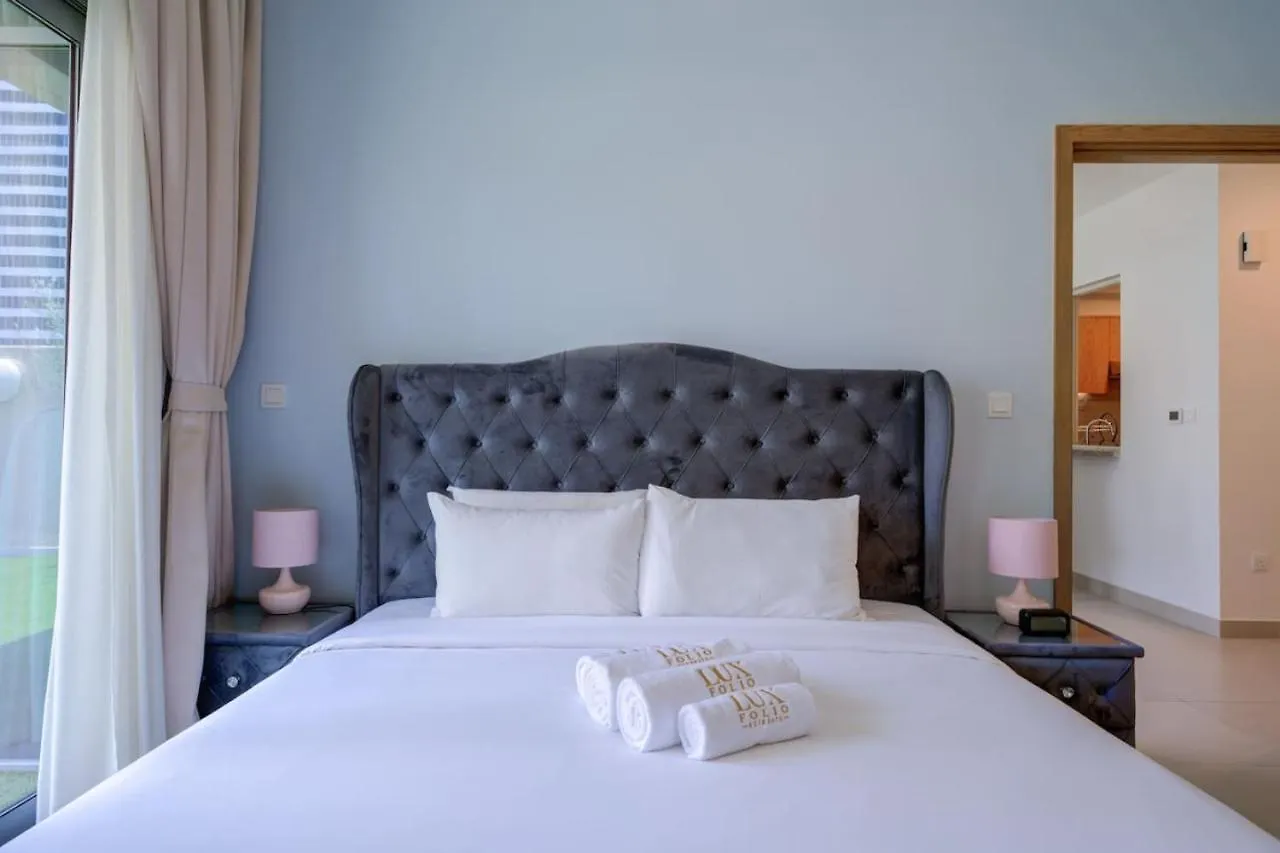 Downtown 1 Bed With Large Bright Terrace Apartment Dubai 0*,