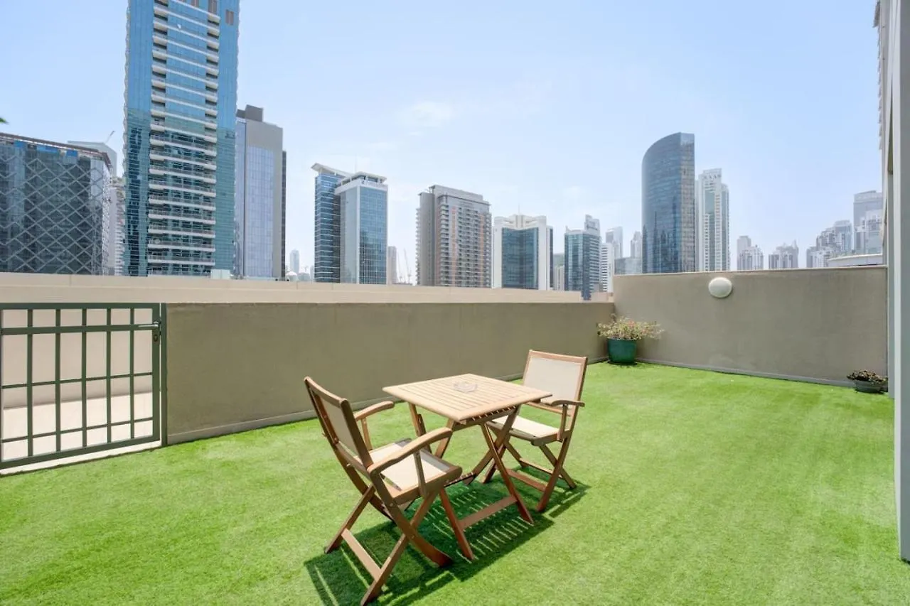 Downtown 1 Bed With Large Bright Terrace Appartement Dubai 0*,  Verenigde Arabische Emiraten